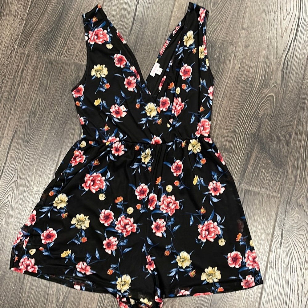 ✨This Romper is ready to wear day or night✨